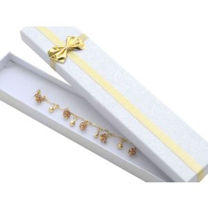 Biela papierová krabička s mašľou 