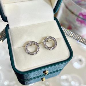 Dámske náušnice lesklé 