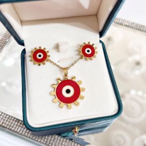 Dámska oceľová súprava